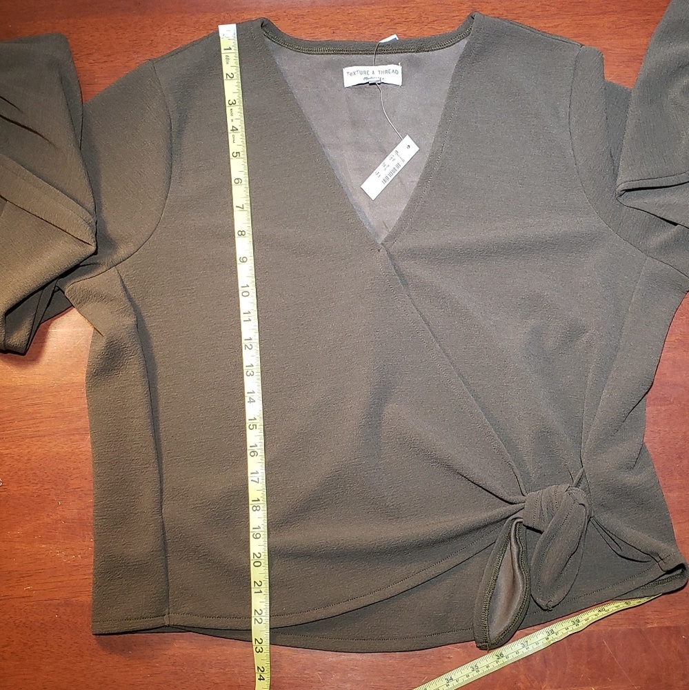 NWT Madewell Texture & Thread Crepe Wrap Top - Picture 5 of 8